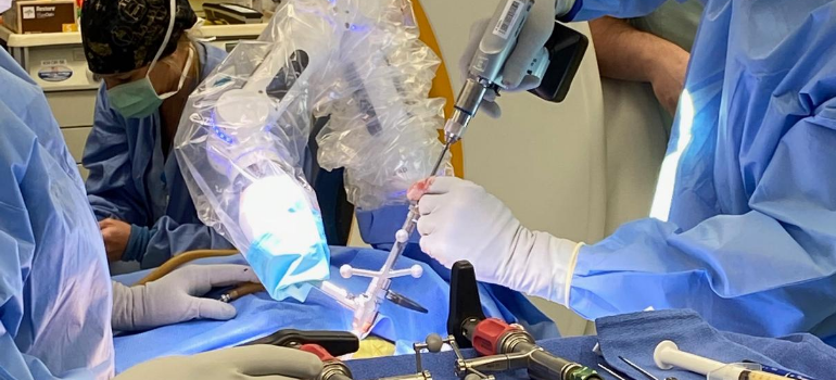 Physician performs Brainlab Cirq procedure