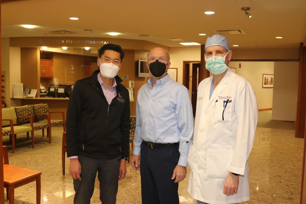 Charlie Robaina with Dr. Hahn and Dr. Schwartz